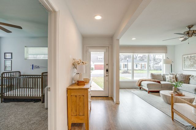 824 Springbrook Drive, Fort Worth, TX 76107