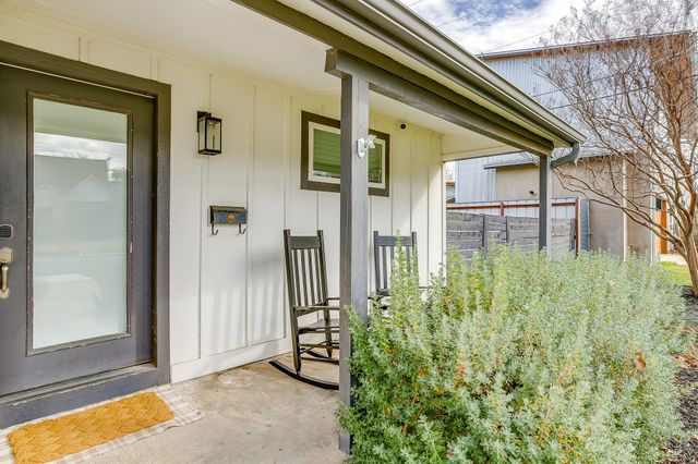 824 Springbrook Drive, Fort Worth, TX 76107