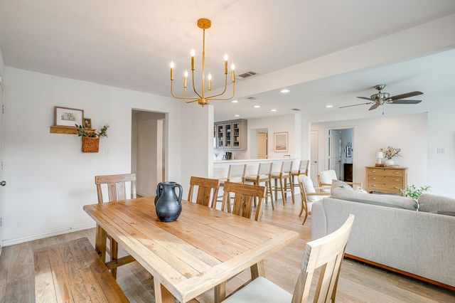 824 Springbrook Drive, Fort Worth, TX 76107