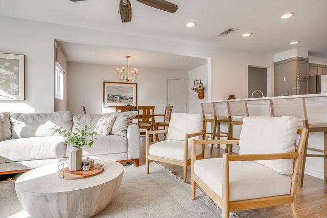 824 Springbrook Drive, Fort Worth, TX 76107