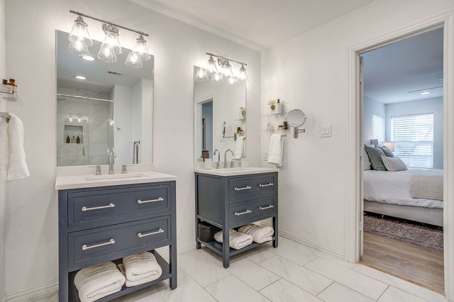 824 Springbrook Drive, Fort Worth, TX 76107