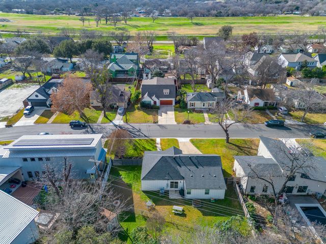 824 Springbrook Drive, Fort Worth, TX 76107