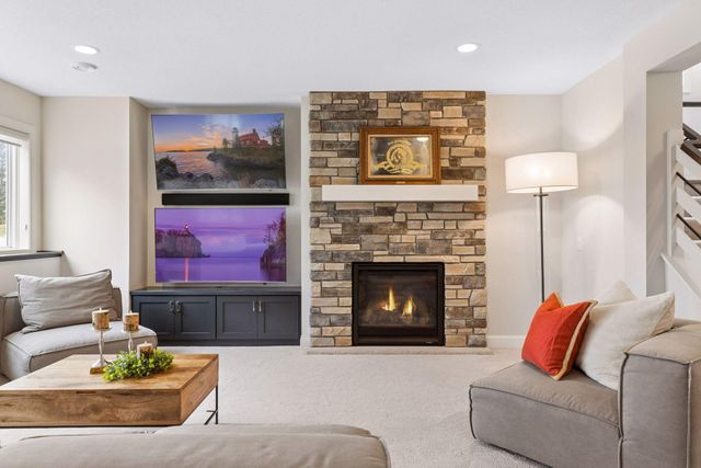 7500 Walnut Grove Lane N, Maple Grove, MN 55311