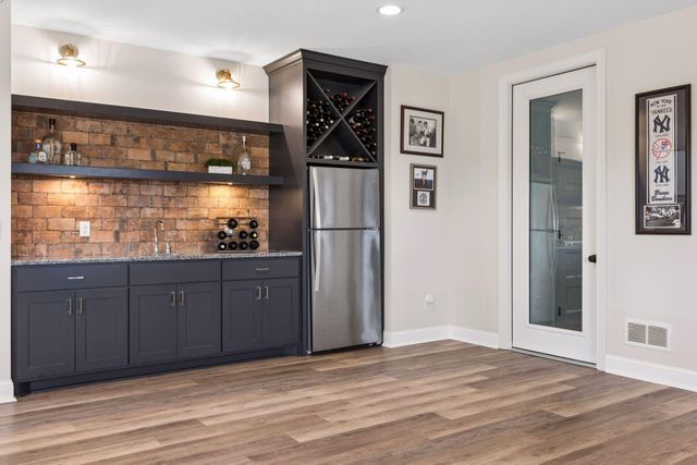 7500 Walnut Grove Lane N, Maple Grove, MN 55311