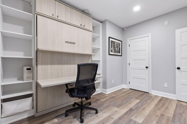 7500 Walnut Grove Lane N, Maple Grove, MN 55311