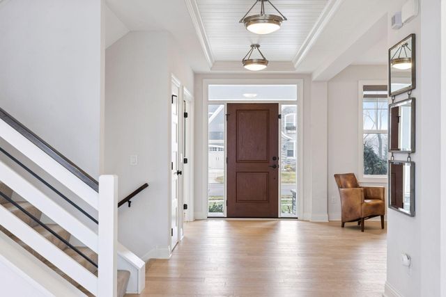 7500 Walnut Grove Lane N, Maple Grove, MN 55311