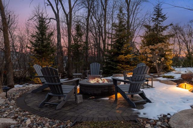 7500 Walnut Grove Lane N, Maple Grove, MN 55311