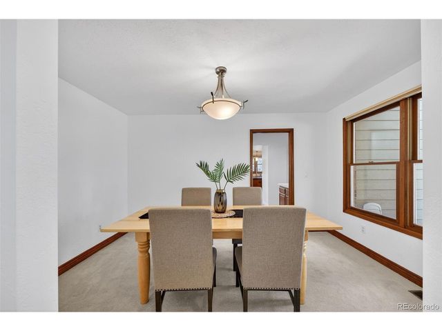 4 Oakmont Ln, Littleton, CO 80127