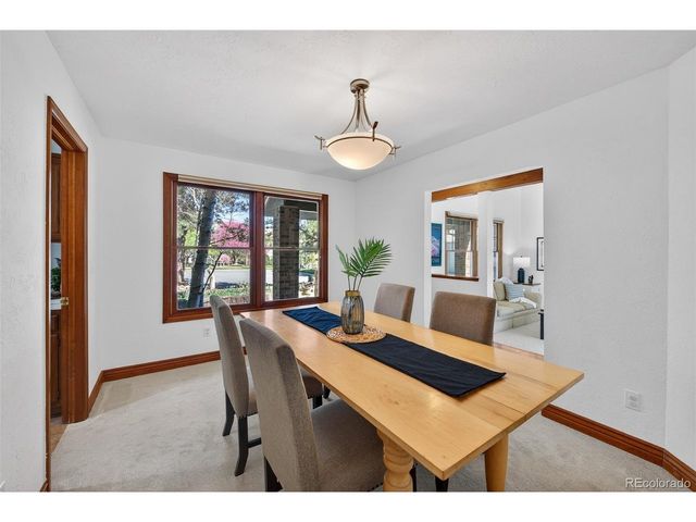 4 Oakmont Ln, Littleton, CO 80127