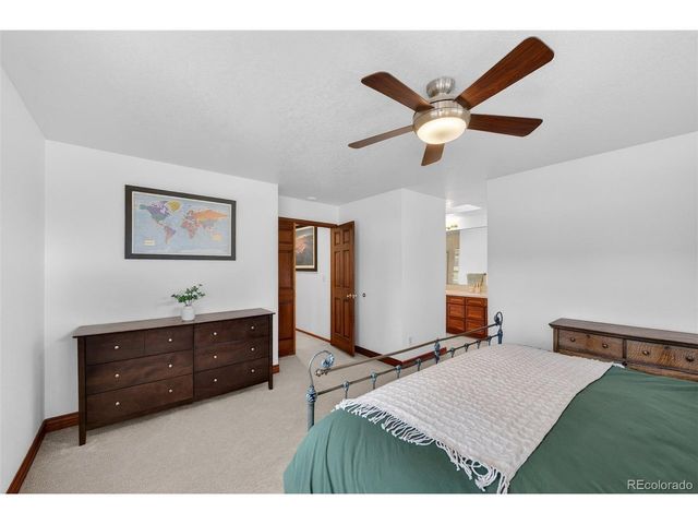 4 Oakmont Ln, Littleton, CO 80127