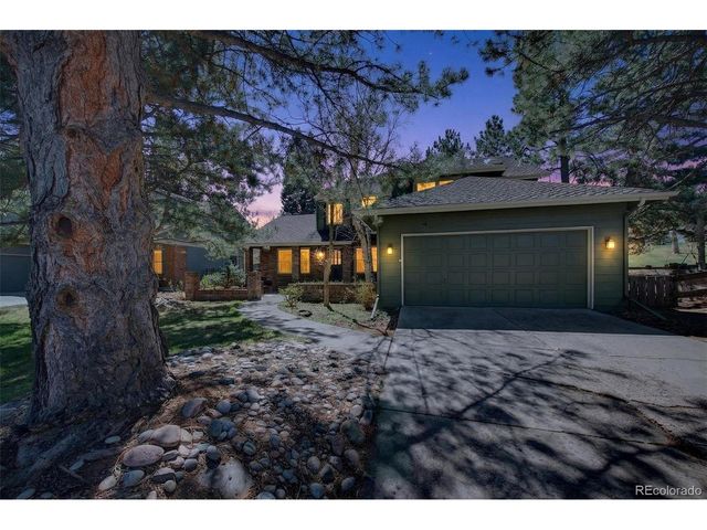 4 Oakmont Ln, Littleton, CO 80127