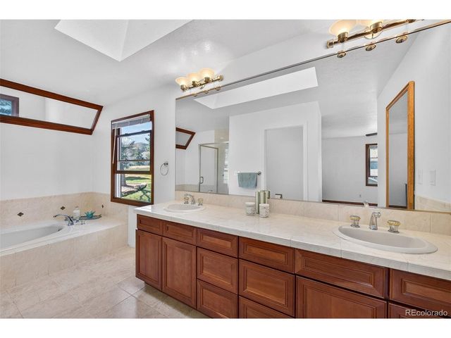 4 Oakmont Ln, Littleton, CO 80127