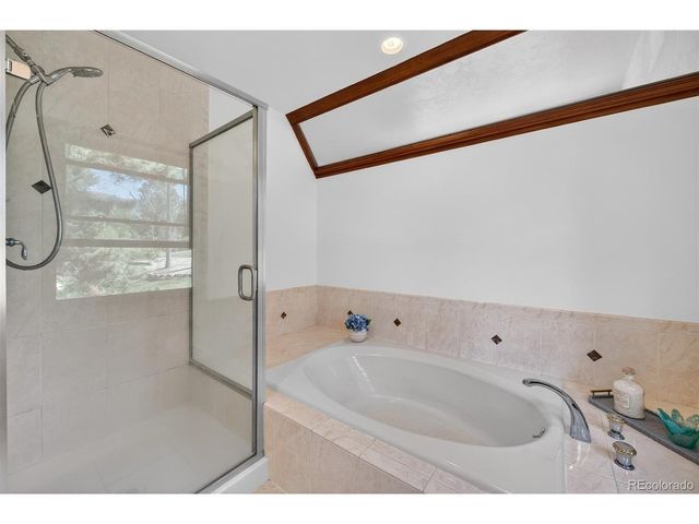 4 Oakmont Ln, Littleton, CO 80127