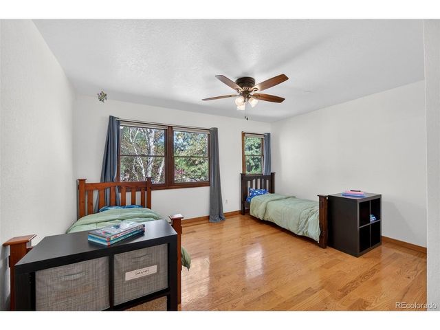 4 Oakmont Ln, Littleton, CO 80127