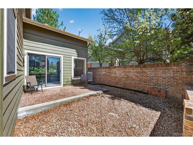 4 Oakmont Ln, Littleton, CO 80127