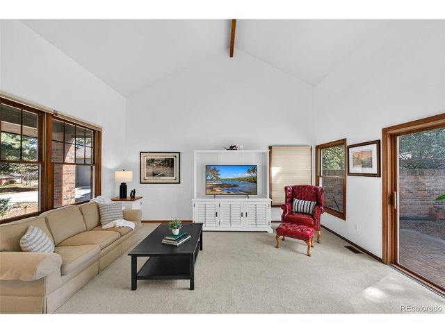 4 Oakmont Ln, Littleton, CO 80127