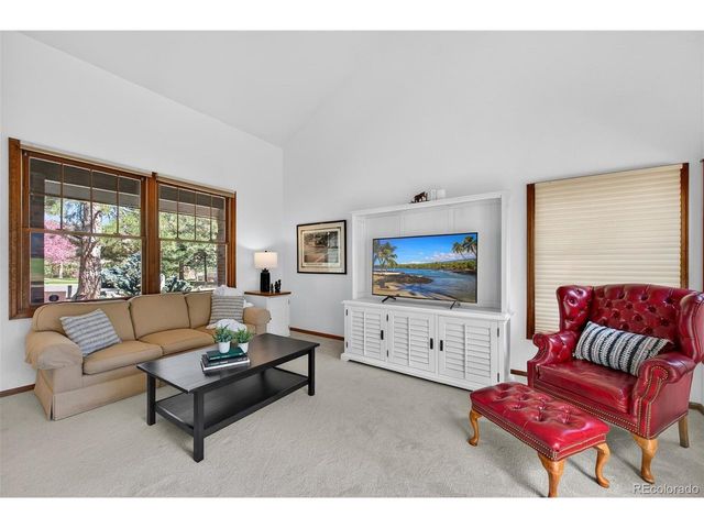 4 Oakmont Ln, Littleton, CO 80127