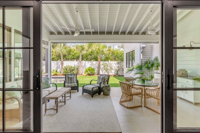 19 Mobile Street, Mount Pleasant, SC 29464