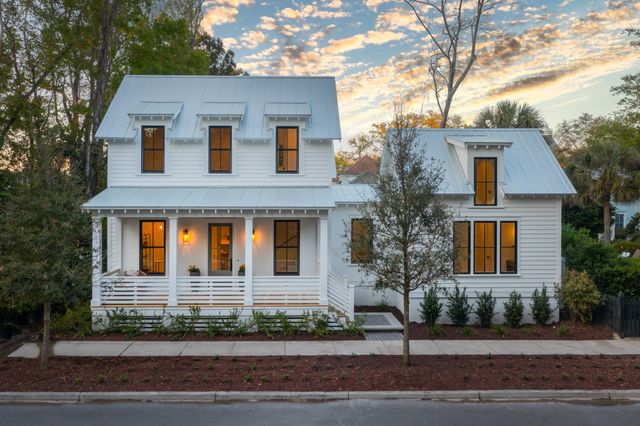 19 Mobile Street, Mount Pleasant, SC 29464