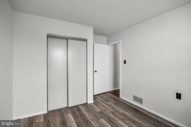 23 EMORY LN, Mount Laurel, NJ 08054