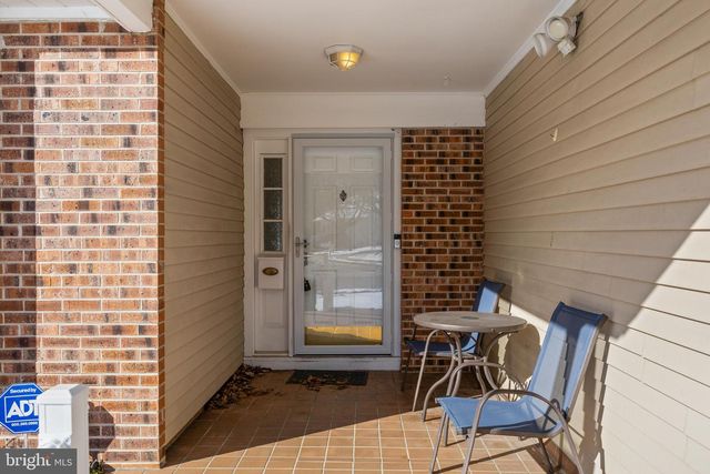 23 EMORY LN, Mount Laurel, NJ 08054