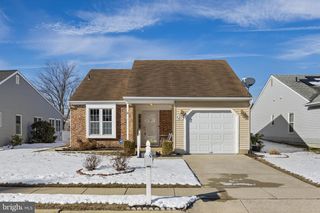 23 EMORY LN, Mount Laurel, NJ 08054