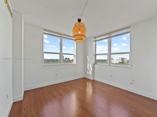 3232 SW 22nd Terrace 1609, Miami, FL 33145
