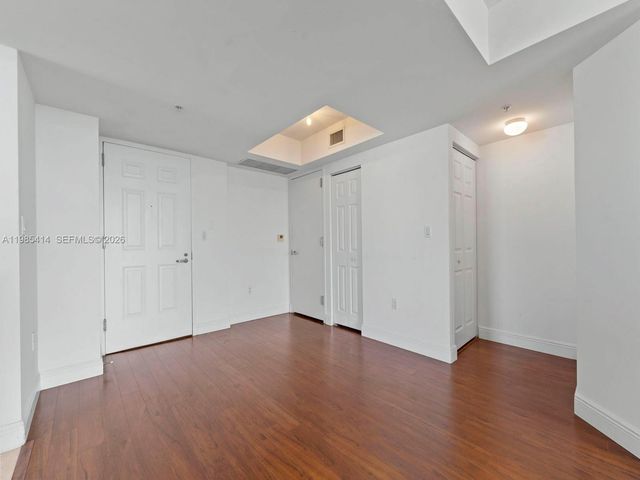 3232 SW 22nd Terrace 1609, Miami, FL 33145