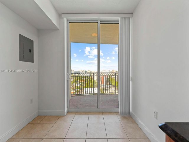 3232 SW 22nd Terrace 1609, Miami, FL 33145
