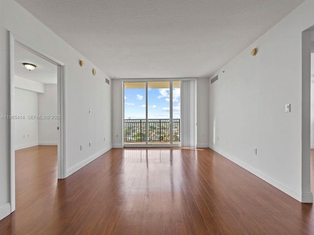 3232 SW 22nd Terrace 1609, Miami, FL 33145