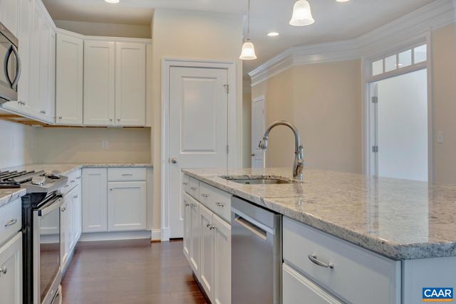 3055 FARROW CIR, Charlottesville, VA 22901