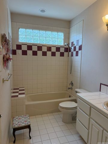 26302 QUAIL GROVE LN, Boerne, TX 78006
