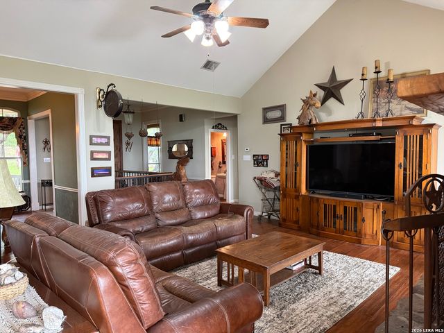 26302 QUAIL GROVE LN, Boerne, TX 78006