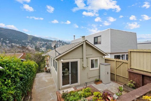 129 Alvarado Street, Brisbane, CA 94005