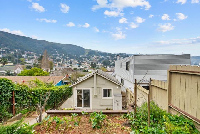 129 Alvarado Street, Brisbane, CA 94005