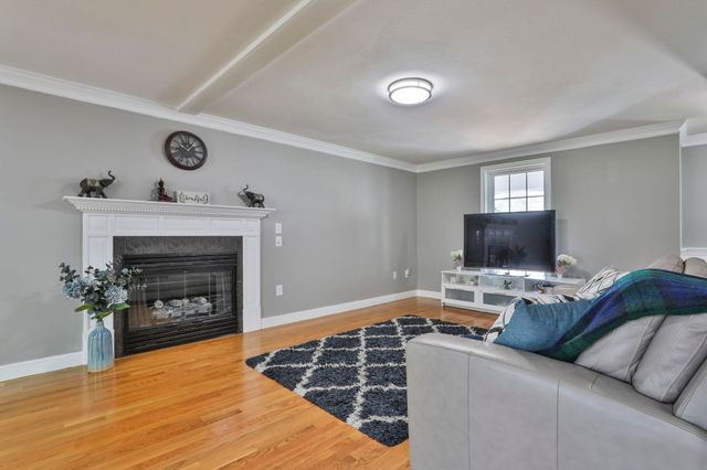 3 Katie Lane, Nashua, NH 03062