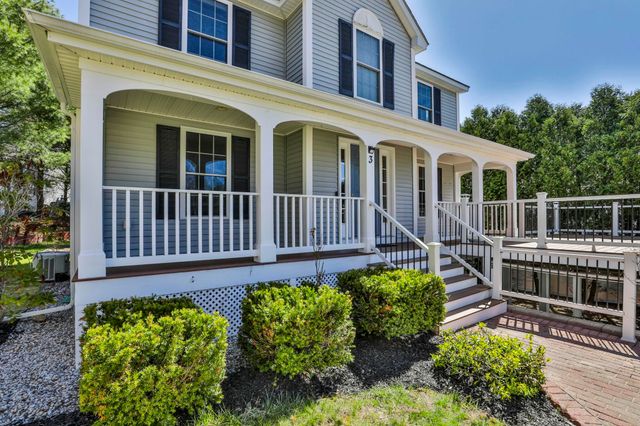 3 Katie Lane, Nashua, NH 03062