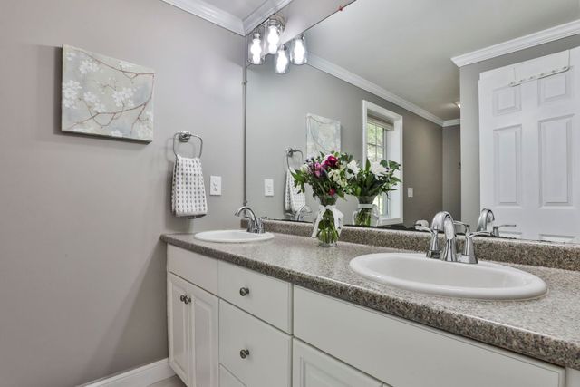 3 Katie Lane, Nashua, NH 03062