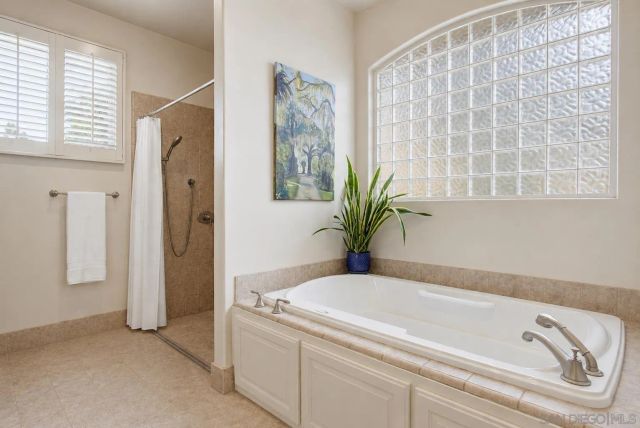 1550 Knoll Park Lane, Fallbrook, CA 92028