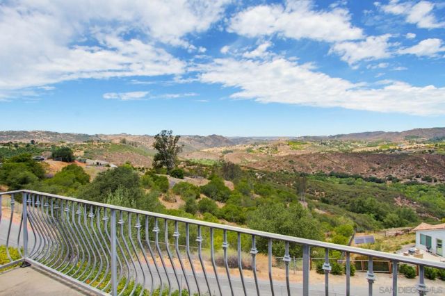 1550 Knoll Park Lane, Fallbrook, CA 92028