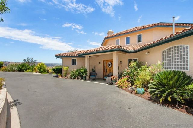 1550 Knoll Park Lane, Fallbrook, CA 92028