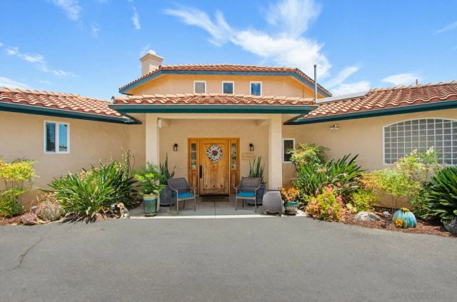 1550 Knoll Park Lane, Fallbrook, CA 92028
