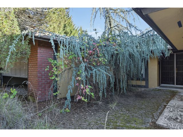 312 BRYANT Ln, Roseburg, OR 97471
