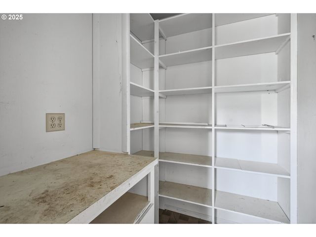 312 BRYANT Ln, Roseburg, OR 97471