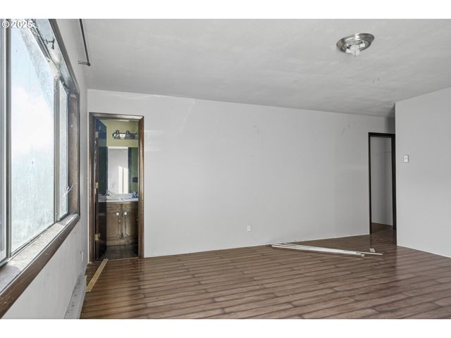 312 BRYANT Ln, Roseburg, OR 97471