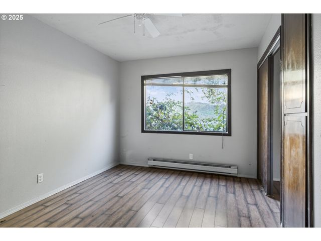 312 BRYANT Ln, Roseburg, OR 97471