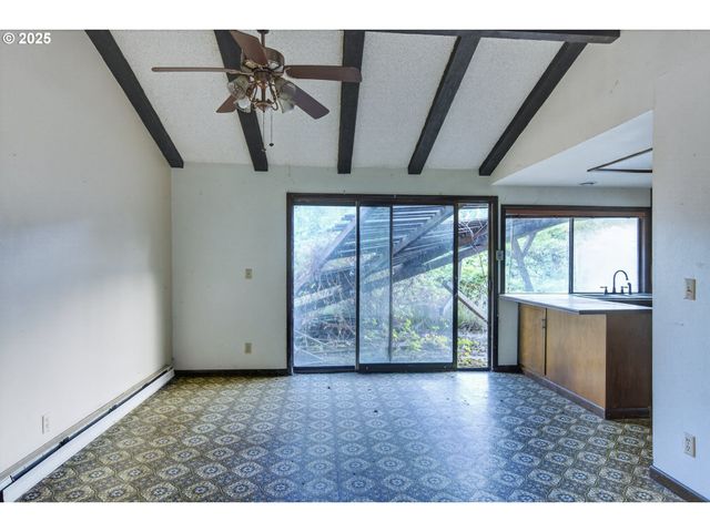 312 BRYANT Ln, Roseburg, OR 97471