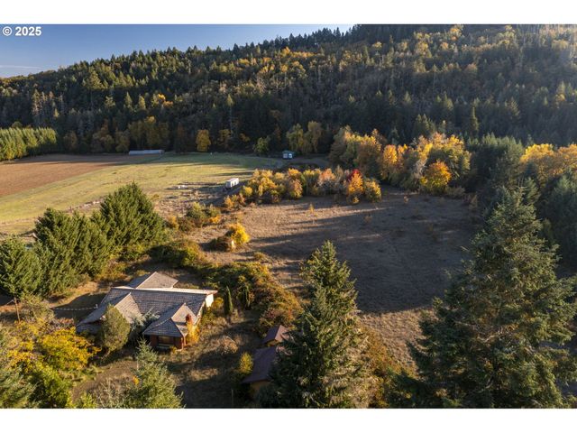 312 BRYANT Ln, Roseburg, OR 97471