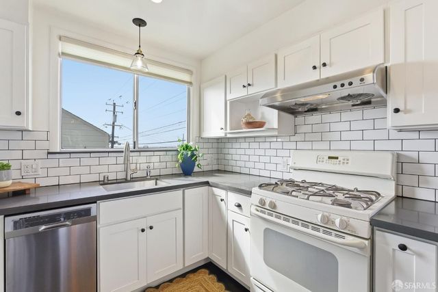 2701 43rd Avenue, San Francisco, CA 94116