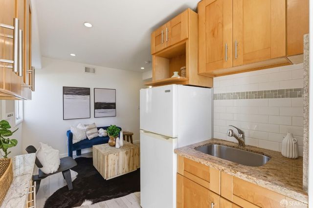 2701 43rd Avenue, San Francisco, CA 94116